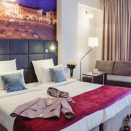 Vestil Hotel Piotrkow Trybunalski Exterior photo