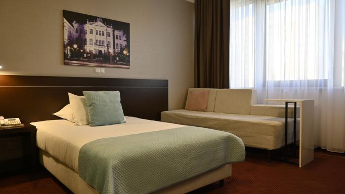Vestil Hotel Piotrkow Trybunalski Room photo